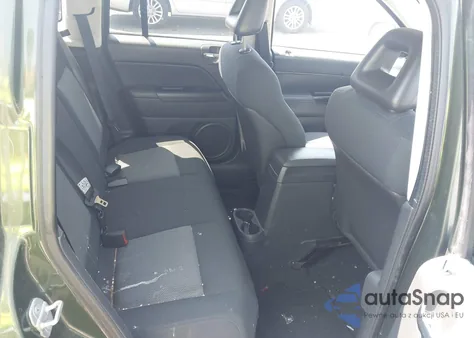 2009 Jeep Compass Sport из США, поврежденный, VIN 1J4FF47B79D232568